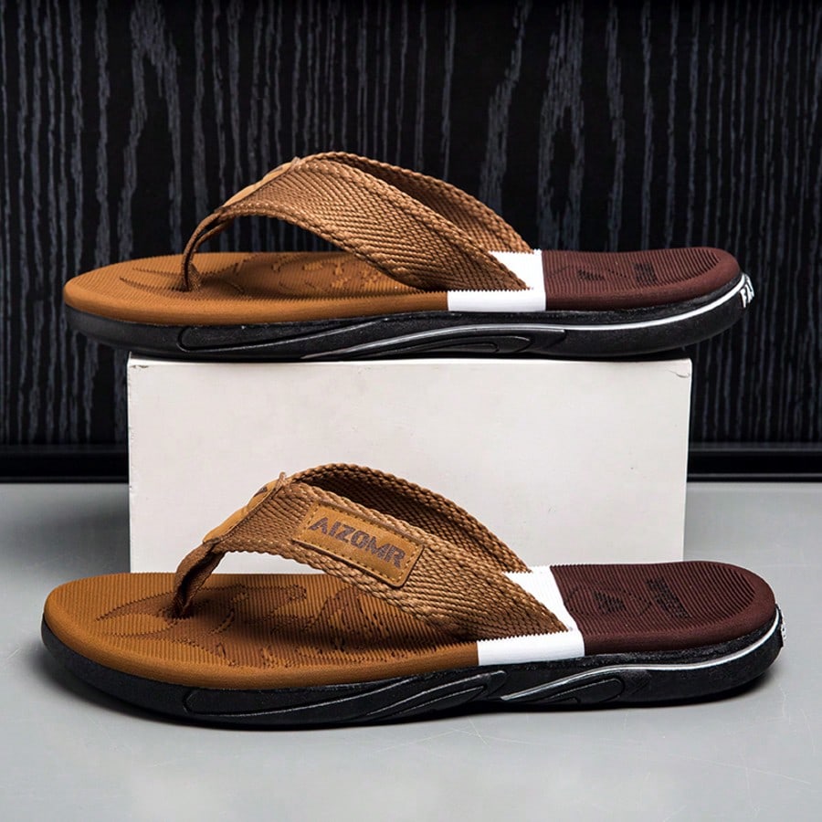 Men's High End Flip Flops Summer 2024 Durable Non Slip Anti Odor Thong Sandals Casual Comfortable Outdoor Beach Fashion Footwear