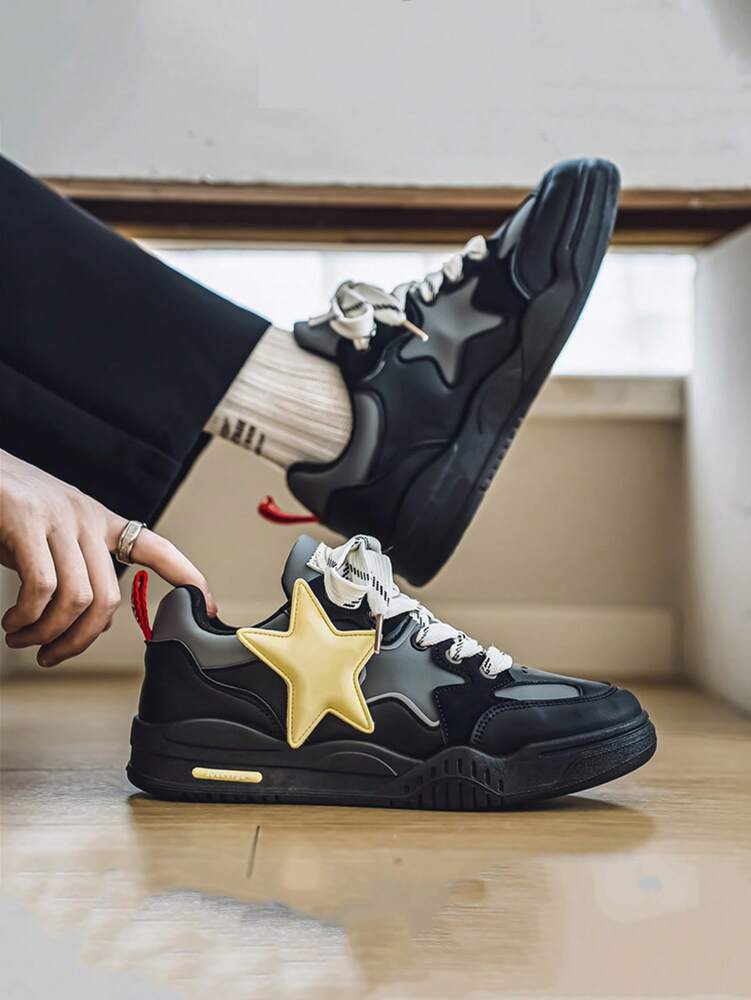 Men's Thick Soled Sneakers Autumn Winter 2025 Korean Style Casual Shoes Height Increase Breathable Lace Up Comfortable Teen Fashion